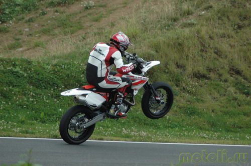 Мотоцикл Beta RR525 Motard (2011)